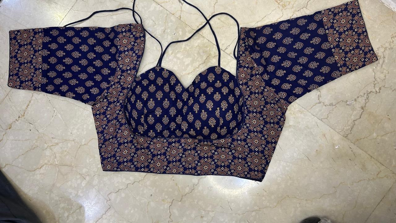 AJARAK BLOUSES